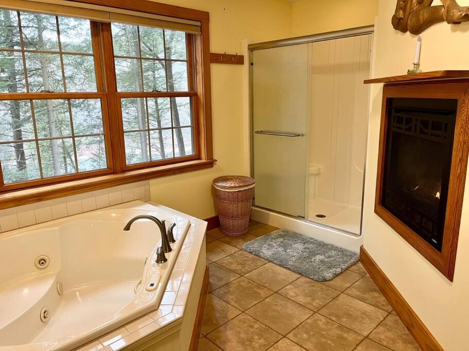 The River House With Hot Tub Equinunk