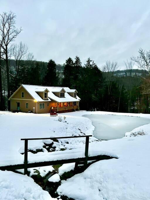 The River House With Hot Tub Equinunk